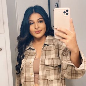 Meet your Posher, Alyssa